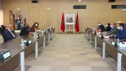 Monsieur Abdelkader AMARA reçoit le Ministre des Affaires Etrangères, du Commerce et de la Coopération Internationale de Suriname