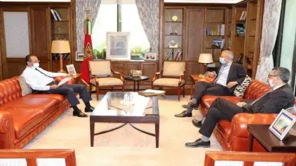 Réunion de suivi de l'état d'avancement du projet de construction du nouveau pont de voie ferrée sur l'autoroute Casablanca-Berrechid