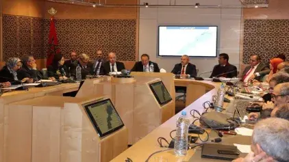 Chambre des Représentants : M. Amara expose des présentations devant la Commission des Infrastructures, de l'Energie, des Mines et de l'Environnement