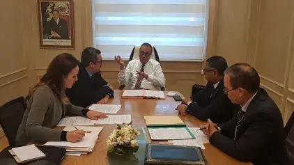 M. Amara préside une réunion concernant les autoroutes