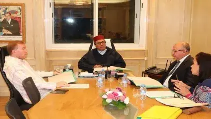 Monsieur le Ministre préside une réunion sur les lignes maritimes relatives au transport des passagers