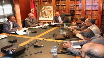 M. Abdelkader AMARA préside une réunion de préparation de la 10ème édition du Congrès National des Routes