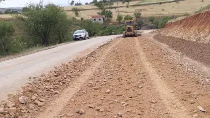 Travaux d’élargissement et de renforcement de la RP 5207, reliant Mrika (RN16) et le centre de la Commune Bni Hadifa (RN2), Province d’Al Hoceima