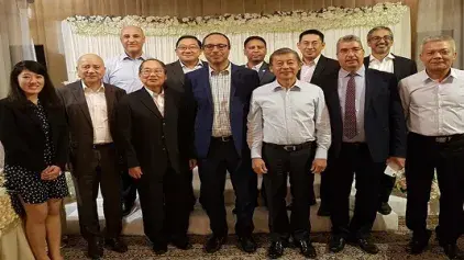 M. Amara s’est réuni avec des représentants des entreprises singapouriennes relavant des secteurs public et privé