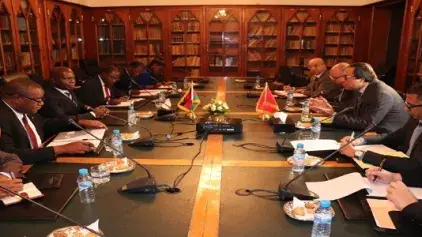 Rencontre du Monsieur Amara avec le Ministre des Affaires étrangères et de la Coopération Internationale du Malawi