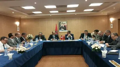 M. Rebbah s’entretient à Marrakech avec son homologue tunisien des moyens de renforcer la coopération bilatérale