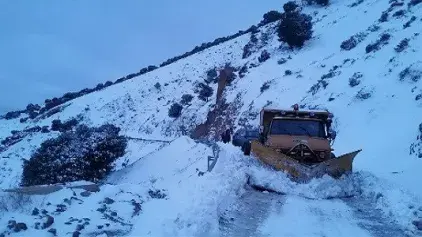 Opération de déneigement Période entre 15/02/2016 et 28/02/2016 Région de Béni Mellal-Khénifra