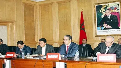 Le ministère de l'Equipement, du Transport et de la Logistique a signé des  dizaines d'accords avec les conseils élus dans les provinces et les région