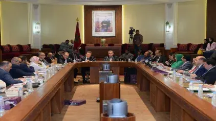برلمان: اجتماع حول وضعية وآفاق شركة الخطوط الملكية المغربية