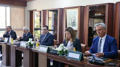 ​السيد قيوح يترأس اجتماعا حول الدراسة المتعلقة بتطوير أسطول الملاحة البحرية