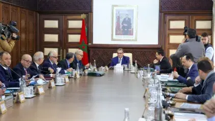 مجلس الحكومة يصادق على مشاريع مراسيم ذات صلة بقطاع النقل واللوجيستيك