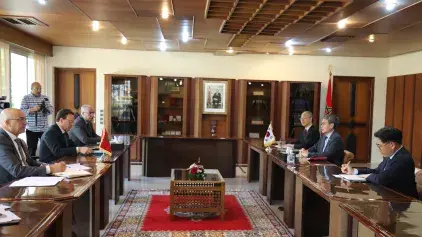 ​الرباط: وزارة النقل واللوجيستيك تعقد اجتماعا مع السلطة المكلفة بالطيران المدني الكورية