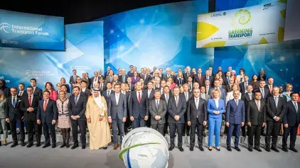 ​لايبزيغ: السيد عبد الجليل يشارك في أشغال مجلس وزراء منتدى النقل الدولي